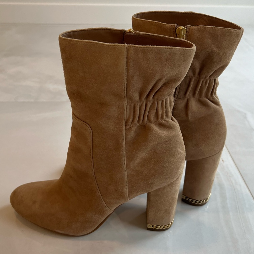 Michael Kors | Dolores Tan Suede Bootie | Size 9